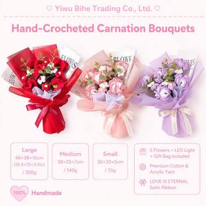 Ramo de Claveles y Rosas Tejidos a Crochet, Hechos a Mano en China, Regalo para el Día de la Madre y Días Festivos para Mamá y Novia - Product Image 2