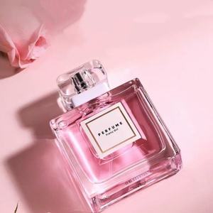 Perfume de Lujo de Larga Duración - Aroma Cautivador para Cada Momento - Product Image 4