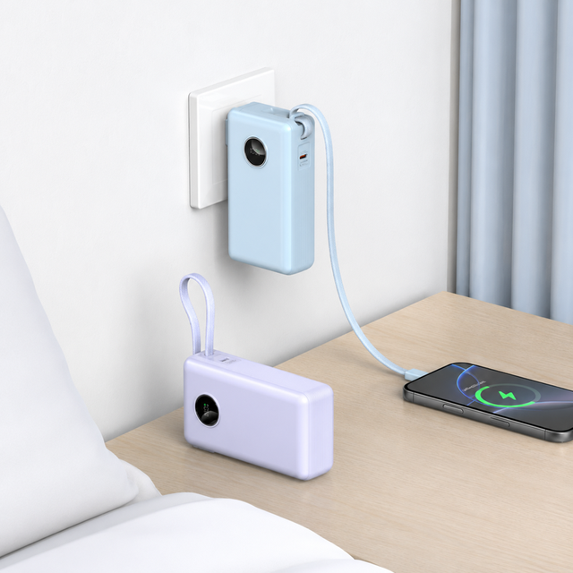 10000mAh 20000mAh Mini Power Bank 22.5W 35W Fast Charging Portable Charger with Built-in Foldable Wall Plug and Type-C Cable