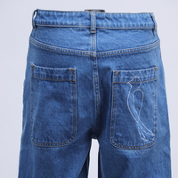Jean vintage classique pour hommes OEM coupe régulière style droit pantalon en jean ample à fermeture éclair avec taille moyenne denim délavé léger