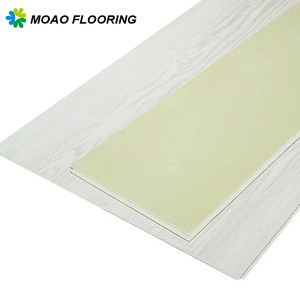 Carreaux <span class=keywords><strong>de</strong></span> sol flottants <span class=keywords><strong>pour</strong></span> <span class=keywords><strong>salle</strong></span> <span class=keywords><strong>de</strong></span> <span class=keywords><strong>bain</strong></span> d'hôtel revêtement <span class=keywords><strong>de</strong></span> sol en vinyle SPC verrouillage par clic arête <span class=keywords><strong>de</strong></span> poisson installation facile revêtement <span class=keywords><strong>de</strong></span> sol en vinyle - Product Image 6