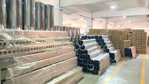 Vente en gros de <span class=keywords><strong>chauffe</strong></span>-<span class=keywords><strong>eau</strong></span> solaire instantané à air bon marché ODM fournisseur OEM personnalisé maison hôtel résidentiel pressurisé à bas quantité minimale de commande - Product Image 6