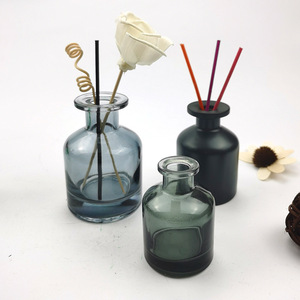 Bouteille avec diffuseur de roseaux en verre, accessoire d'aromathérapie d'intérieur, vente en gros, - Product Image 1