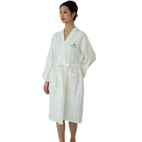 Peignoir de bain blanc personnalisé en coton gaufré tissé blanc pour hommes et femmes avec logo brodé