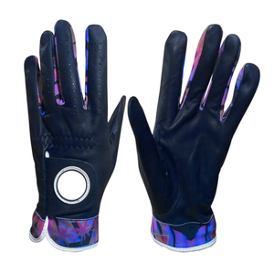 Découvrez une adhérence et un confort supérieurs avec le gant de golf en cuir véritable Cabretta de haute qualité, doté d'un impression de logo personnalisé sur le mesh. - Product Image 5