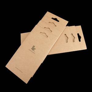 Étiquette suspendue en kraft brun avec logo imprimé noir et cordon en lin - Product Image 1