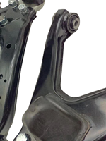 Bras de suspension supérieurs avant neufs et très demandés MR508131 MR508132 pour MITSUBISHI Pajero Shogun III Off-Road Convertible Garantie 12 mois