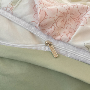 ชุดเครื่องนอนผ้าฝ้ายขายส่งสำหรับบ้านและโรงแรม ปลอกผ้านวม ผ้าปูที่นอน ปลอกหมอน เนื้อนุ่มลื่น ขนาดคิงไซส์ - Product Image 6