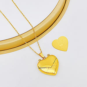 Collier enveloppe en acier inoxydable gravable personnalisé 2026 <span class=keywords><strong>avec</strong></span> fermoir magnétique, pendentif en forme de cœur, cadeau pour la Saint-Valentin - Product Image 6