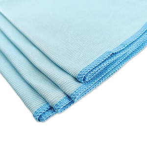 Serviette en microfibre NIKO 30x40cm 330gsm pour vitres avec logo personnalisé, chiffon de nettoyage automobile en tricot warp-woft, séchage rapide, haute absorption, écologique - Product Image 2