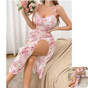 Pakaian Tidur Seksi dan Menarik Gaya Eropa dan Amerika dengan Motif Bunga dan Atasan Halter Belahan Tinggi Bergaya Pedesaan - Product Image 1