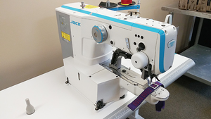 Nouvelle machine à coudre industrielle multi-programmes Jack Jk-T1900GH-D Bartake avec déverrouillage par motif - Product Image 4