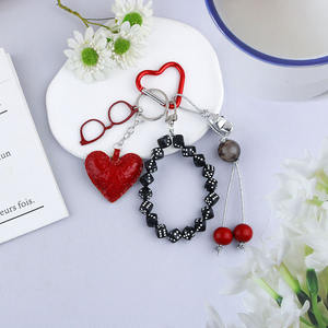 Nouvelle version coréenne coeur rouge petit élément de dés porte-clés en alliage perlé pendentif décoratif breloque de sac polyvalent - Product Image 2