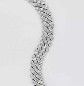 Chaîne HipHop à maillons cubains en argent 925 de qualité supérieure avec deux diamants Moissanite - Product Image 4