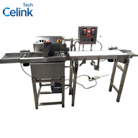 Machine d'enrobage automatique au chocolat pour la production de biscuits, gaufrettes, cookies et pralines