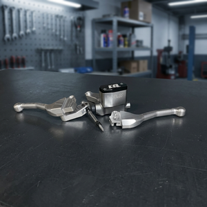ใหม่ VB-11 ปั๊มเบรคขวา CNC 11 มม.ชุดเปลี่ยนสำหรับเบรคหน้าสำหรับฟาร์โอ ตันโด เอ็น-แอล-อาร์ วี 50/90 สีเงิน - Product Image 2