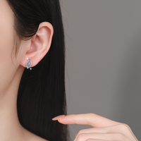 Boucles d'oreilles clous en argent sterling S925 certifié GRA, forme en V, moissanite taille ronde 0,5 ct*2 VVs1, vente en gros d'usine, pour femme, idéales pour les fiançailles