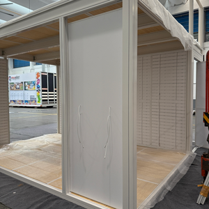 Stand Espositivo a Due Piani 20x20 per Fiere, Struttura Modulare in Alluminio con Supporto TV per Eventi SEMA CES - Product Image 4