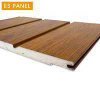 De madera de aislamiento de espuma de poliuretano de techo de metal del panel de la decoración
