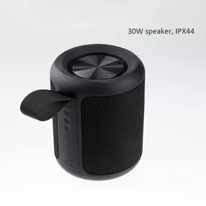 Haut-parleur extérieur 2000mah alimenté TWS Rich Bass étanche 30W Mini haut-parleur Bluetooth portable