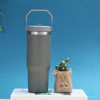 Regalo elegante barato superventas vaso deportes botella termo botella vasos con tapa taza de viaje listo para enviar