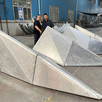 Panneaux de murs-rideaux en aluminium double courbés sur mesure, façade de bâtiment d'hôtel moderne, revêtement imperméable, ignifuge, anti-rayures