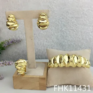 Yuminglai Goldplate Dei Monili Dubai Set di Gioielli Braccialetto Set per le Donne FHK11431