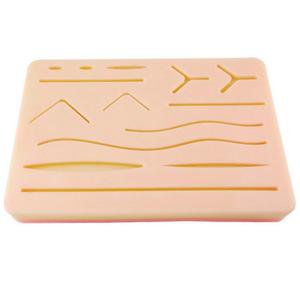 Kit de formation aux sutures chirurgicales ADA - Mannequin anatomique en silicone couleur chair et design réaliste pour la formation aux sutures de plaies en sciences médicales - Product Image 2