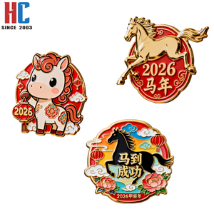 Aimant de réfrigérateur porte-bonheur en métal émaillé plaqué or, design moderne, personnalisé, Année du <span class=keywords><strong>Cheval</strong></span> chinois 2026, pour entreprise, Nouvel An, de notre usine avec 20 ans d'expérience - Product Image 2