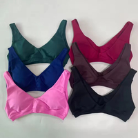 T8201 Soutien-gorge de sport dos nu à col en V, sans coutures, haut de sport, débardeur court pour la gym et le yoga, avec coussinets amovibles, soutien-gorge push-up très extensible