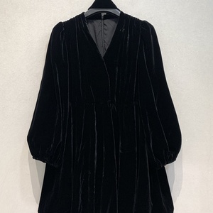 Personnalisable Automne Hiver Nouveau Vintage Velours Robe V-nack Lanterne Manches Lâche A-ligne Robes Noires - Product Image 1