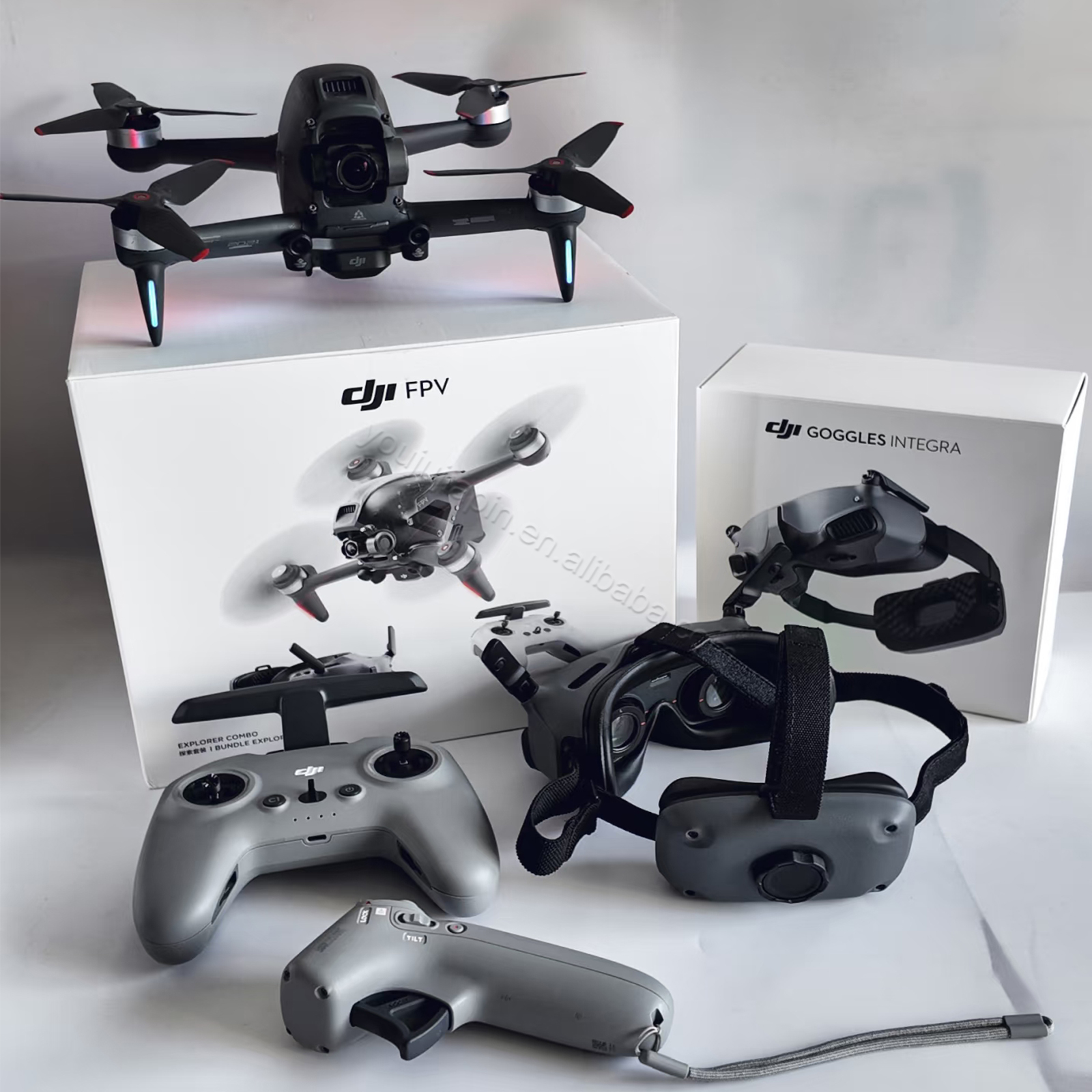 DJI FPV Combo ファーストパーソンビュードローン 4Kカメラ付き 21分飛行