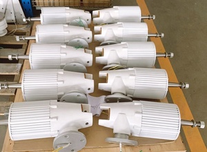 กังหันลมผลิตไฟฟ้า 3KW 380VAC เครื่องกำเนิดไฟฟ้าพลังงานลม 48V 96V 120V 220V แรงดันไฟฟ้า 3000W กังหันลมพร้อมใบพัด FRP ขนาด 1950 มม. สำหรับใช้ในบ้าน ได้รับมาตรฐาน CE F - Product Image 2
