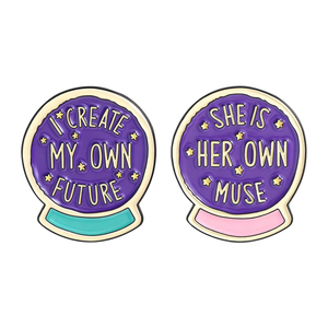Broche en cristal magique féministe, épingle en émail, je crée mon propre avenir, elle est sa propre <span class=keywords><strong>muse</strong></span>, broches, badge de revers, bijoux, cadeau pour femmes - Product Image 2
