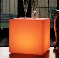PLUS DESIGN éclairage LED table haute et chaise Creative bar Club extérieur hôtel led coloré cocktail table bar chaise combinaison