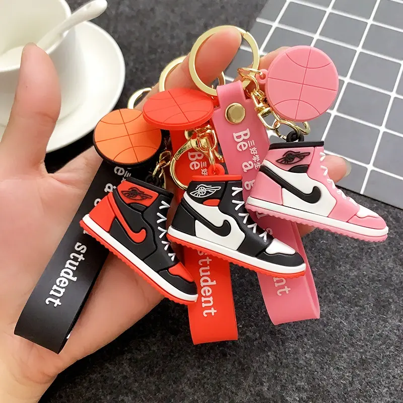 Vòng chìa khóa bóng rổ thiết kế thời trang 3D Sneakers Giày Móc chìa khóa cho quà tặng Mini PVC cao su bán buôn dễ thương tùy chỉnh hợp kim CN; gua