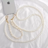 Coque antichoc en acrylique avec chaîne de perles de luxe et lanière pour iPhone 17 16 14 13 11 15 Pro Max XR X XS Plus
