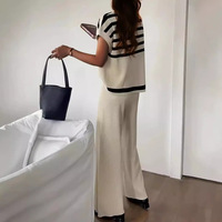 Ensemble tricoté assorti pour femme : débardeur sans manches et pantalon large – Tenue décontractée chic pour la détente – Fournisseur en gros personnalisé OEM