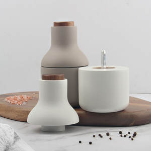 ชุดเครื่องบดเกลือและพริกไทยแบบทำจากไม้ชุดเครื่องบดเกลือและพริกไทยดีไซน์ใหม่ด้วยมือ - Product Image 2