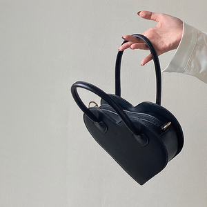 Unique Designer Heart Shape <strong>Bag</strong> Women's 2022 New Fashion Simple Handbag Retro <strong>Black</strong> Shoulder Purses and <strong>Bags</strong> Ladies - Product Image 5