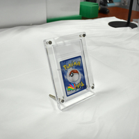 Étui de présentation RAY YI en acrylique anti-UV à 1 emplacement pour cartes gradées PSA avec support de bureau