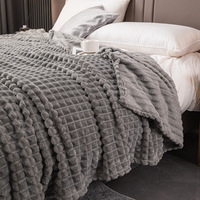 Couverture en molleton de flanelle épaisse tricotée à carreaux solides de luxe doux et chaud de haute qualité pour la maison de lit