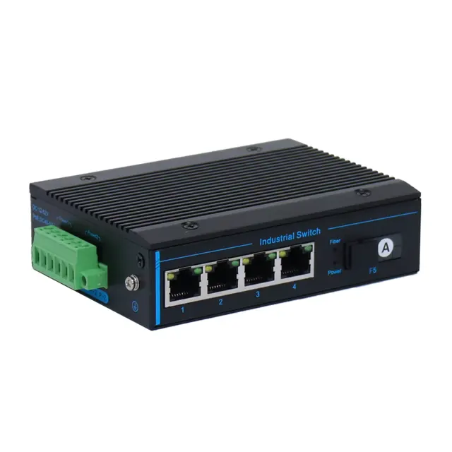 Convertitore multimediale Ethernet da SFP industriale a RJ45 10/100/1000Mbps 4 porta di rete 1 SFP DIN rail POE fibra ricetrasmettitore