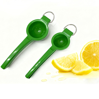 2025 Nieuwe Ontwerp Draagbare Huishoudelijke Handleiding Mini Fruit Citroenpers Kleine Multifunctionele Juicer Vaatwasser Veilig Roest