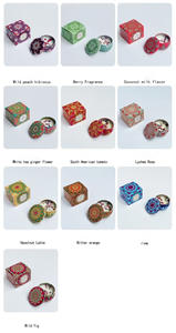 เทียนหอมอโรมาเธอราพีจากขี้ผึ้งถั่วเหลือง ทำมือ ตกแต่งดอกไม้แห้ง กลิ่นหอมติดทนนาน ในโถโลหะ เหมาะเป็นของขวัญงานแต่งงานและวันเกิด - Product Image 6