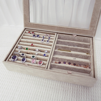 Plateau multifonctionnel en verre avec couvercle transparent empilable Plateau de rangement pour bijoux Plaque en velours gris Plateau de présentation pour bijoux