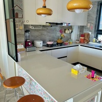 XINGRUO Armoires de cuisine modernes minimalistes sans poignées, ensemble d'armoires de cuisine modulaires blancs et gris avec plan de travail en marbre