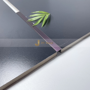 Profilé de carrelage en acier inoxydable en forme de U pour les murs d'appartement - Design contemporain durable et imperméable - Product Image 1