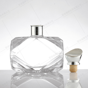 Bottiglie di Vetro Vuote per Liquori con Tappo in Legno Trasparente Personalizzate all'Ingrosso 500ml 700ml 750ml XO Brandy Tappo in Sughero Novità - Product Image 4