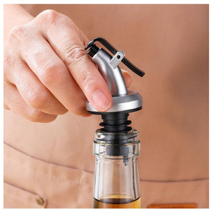 Automatic Metal Wine Bottle Spout Pour Drip Stop Speed <strong>Pourer</strong> Stopper and Stainless Steel Silver Liquor Olive <strong>Oil</strong> <strong>Pourer</strong> - Product Image 2